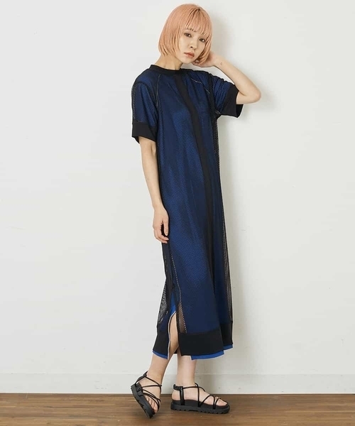 A de a.v.v(アードアー・ヴェ・ヴェ)の「バックオープンメッシュワンピ―ス(Tシャツ/カットソー・レディース・ブラック/ホワイト・MEDIUM/SMALL)」の14枚目の写真