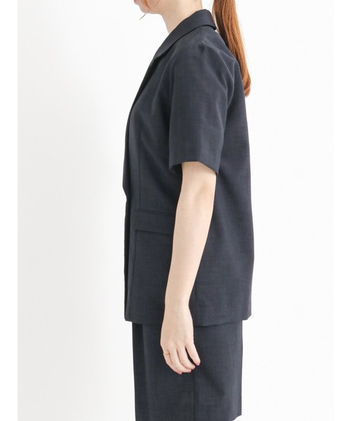 Te chichi(テチチ)の「リネンライクハーフスリーブジャケット(ノーカラージャケット・レディース・ネイビー/ベージュ/モカ・フリ-)」の11枚目の写真