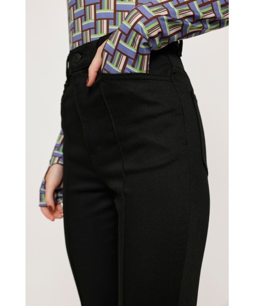 SLY（スライ）の「CALL BLACK HW PINTUCK FLARE PT ハイウエスト