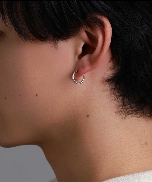 LION HEART（ライオンハート）の「【限定展開】“LH-1”プレーンイヤリング/サージカルステンレス（金属アレルギー対応）【LION HEART / ライオンハート】（イヤリング・メンズ・シルバー・M/L）」の12枚目の写真