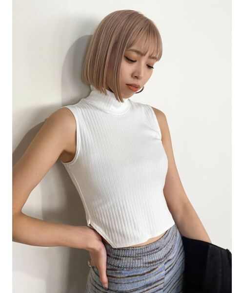 EMODA（エモダ）の「ミニハイネックトップ（Tシャツ/カットソー・レディース・ホワイト/ブラック/ブルー/その他・FREE）」の21枚目の写真