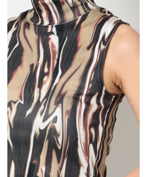 EMODA（エモダ）の「ミニハイネックトップ（Tシャツ/カットソー・レディース・ホワイト/ブラック/ブルー/その他・FREE）」の10枚目の写真