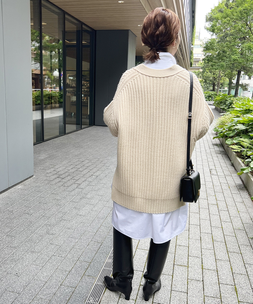 Spick & Span（スピックアンドスパン）の「レターマンビッグ カーディガン（カーディガン/ボレロ・レディース・グリーン/アイボリー・FREE）」の6枚目の写真