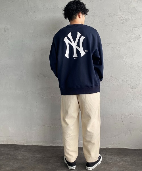 MLB（メジャーリーグベースボール）の「[FANATICS/ファナティクス] 別注 MLB HOME バックロゴプリントクルーネックスウェット（スウェット・レディース・ホワイト系/ネイビー/グリーン/ホワイト・XL/M/XXL/L）」の18枚目の写真