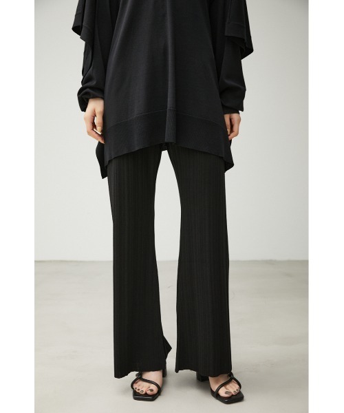 AZUL by moussy（アズールバイマウジー）の「RIB KNIT STRAIGHT WIDE PT/リブニットストレートワイドパンツ（その他パンツ・レディース・ベージュ/グリーン/ブラック・MEDIUM/SMALL）」の2枚目の写真