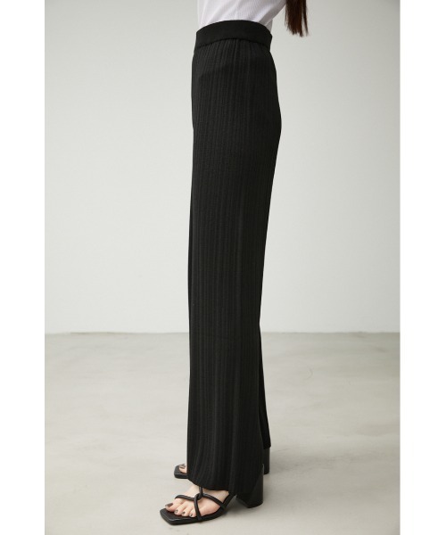 AZUL by moussy（アズールバイマウジー）の「RIB KNIT STRAIGHT WIDE PT/リブニットストレートワイドパンツ（その他パンツ・レディース・ベージュ/グリーン/ブラック・MEDIUM/SMALL）」の9枚目の写真
