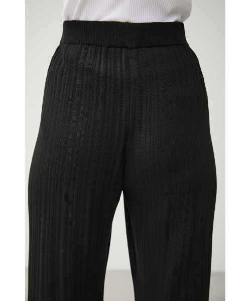 AZUL by moussy（アズールバイマウジー）の「RIB KNIT STRAIGHT WIDE PT/リブニットストレートワイドパンツ（その他パンツ・レディース・ベージュ/グリーン/ブラック・MEDIUM/SMALL）」の13枚目の写真
