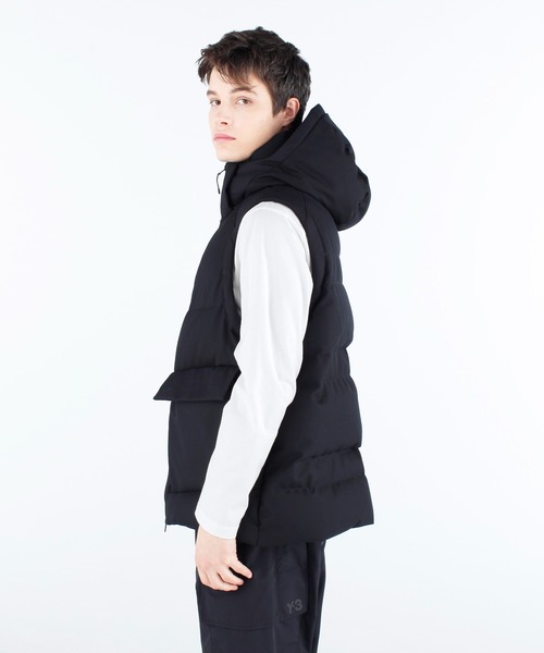 Y-3（ワイスリー）の「M CL PUFFY DOWN WOOL VEST（ダウンジャケット/コート・メンズ・ブラック・SMALL/MEDIUM/LARGE/X-LARGE/X-SMALL）」の2枚目の写真