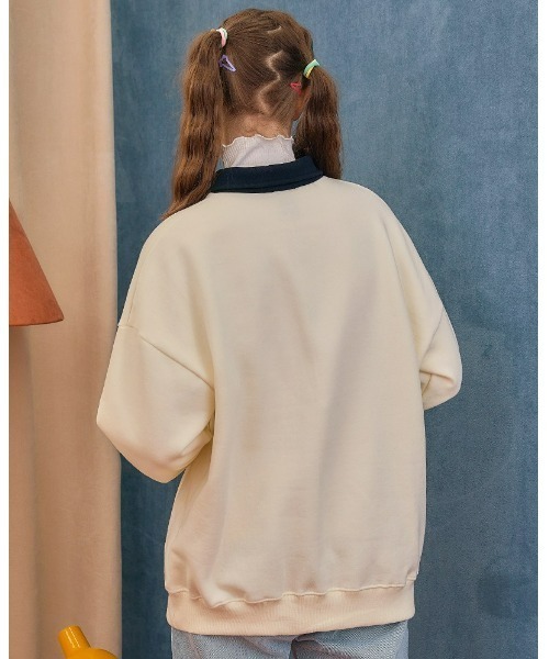 muahmuah(ムーアムーア)の「A'GEM/9 × .kom『muah muah/ムーアムーア』COMBI STITCH LOGO NAPPING MTM/コンビステッチロゴ ナッピング スウェットシャツ(スウェット・レディース・アイボリー/グレー/ブラック・FREE)」の8枚目の写真