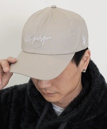 U.S. POLO ASSN.（ユーエスポロアッスン）の「U.S. POLO ASSN. / ユーエスポロアッスン 別注 コラボ ローキャップ（キャップ・レディース）」