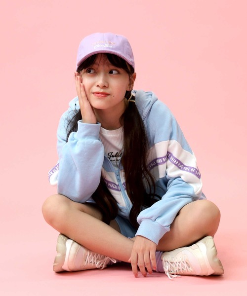 Right-on(ライトオン)の「【VIVIAN BLUE】シェブロンセットアップ(その他トップス・キッズ・ブルー/ブラック・130/150/140/120)」の11枚目の写真