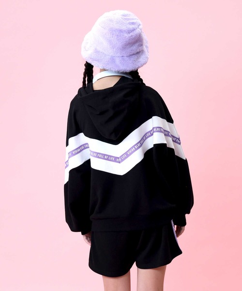 Right-on(ライトオン)の「【VIVIAN BLUE】シェブロンセットアップ(その他トップス・キッズ・ブルー/ブラック・130/150/140/120)」の5枚目の写真