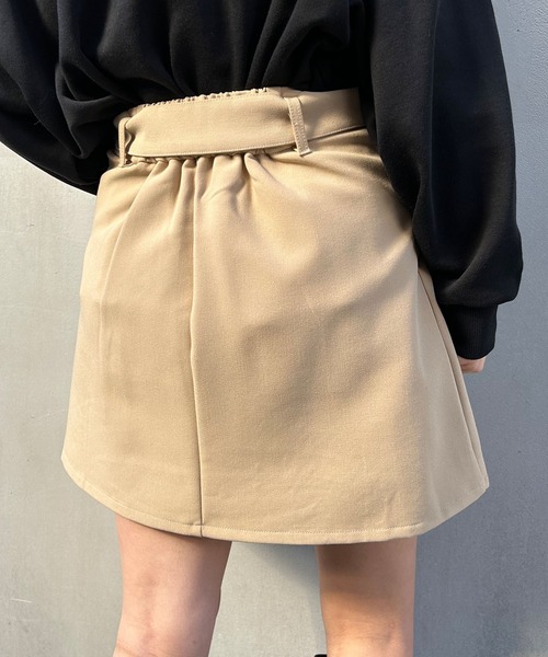 INGNI（イング）の「ベルト付プリーツ／スカパン（スカート・レディース・ベージュ/ブラック/グレー・FREE）」の15枚目の写真