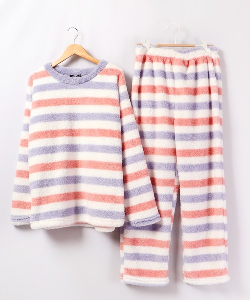 Ree&Mee（リーアンドミー）の「Ree&Mee 2点セット モコモコ ボア ボーダー セットアップ 上下セット ルームウェア パジャマ（ルームウェア/パジャマ・レディース・ピンク/ピンク系その他/ブルー系その他/ブルー・FREE）」の2枚目の写真