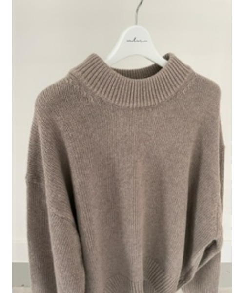 ulu（ウル）の「Mock neck knit pullover（ニット/セーター・レディース・モカ・FREE）」の8枚目の写真