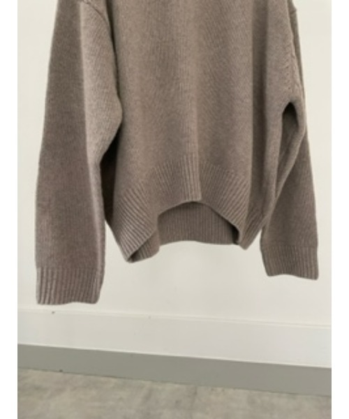 ulu（ウル）の「Mock neck knit pullover（ニット/セーター・レディース・モカ・FREE）」の10枚目の写真