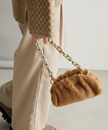 【LAURA DI MAGGIO】ボアチェーンショルダーバッグ