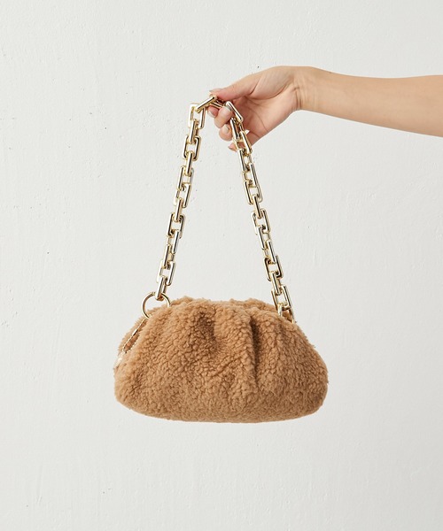 LAURA DI MAGGIO（ローラディマッジオ）の「【LAURA DI MAGGIO】ボアチェーンショルダーバッグ（ショルダーバッグ・レディース・ベージュ/ブラック・FREE）」の13枚目の写真