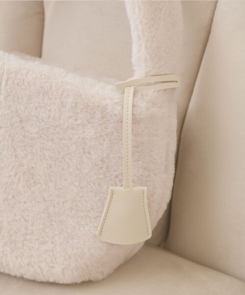 ems excite(エムズエキサイト)の「ファーハンドBAG(ハンドバッグ・レディース・ピンク/ブラウン/ナチュラル・ONE SIZE)」の7枚目の写真