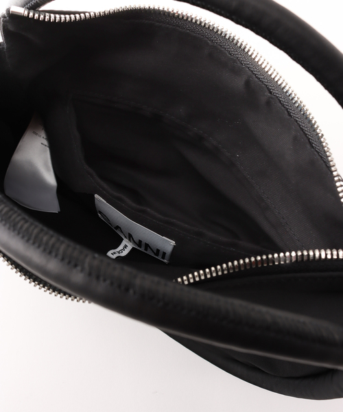 U by SPICK&SPAN（ユーバイスピックアンドスパン）の「【GANNI/ガニー】 ノットミニバッグ（ハンドバッグ・レディース・ブラック・FREE）」の16枚目の写真