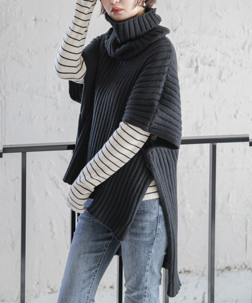 AMELY（エミリー）の「2wayアウターポンチョ（ポンチョ・レディース・ホワイト/ベージュ/マスタード/ブラック・フリー）」の21枚目の写真