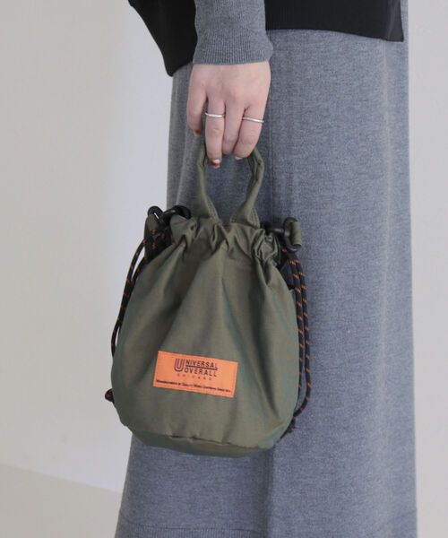 UNIVERSAL OVERALL(ユニバーサルオーバーオール)の「【UNIVERSAL OVERALL】2WAYポーチバッグM(ショルダーバッグ・レディース・ブラック/ベージュ/オリーブ・FREE)」の12枚目の写真