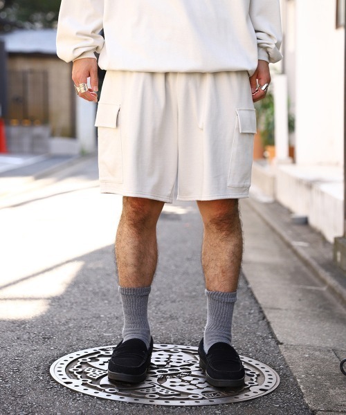 marka（マーカ）の「marka / マーカ：CARGO SHORTS - 20//1 recycle suvin organic cotton knit -：M23A-12PT02B[COR]（その他パンツ・メンズ・ブラック/オフホワイト・1/2）」の3枚目の写真