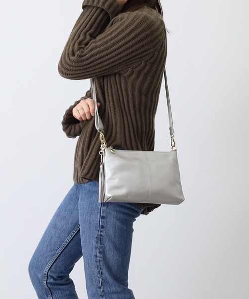 COOCO（クーコ）の「【牛革】シュリンクレザー2WAYショルダーバッグ（ショルダーバッグ・レディース・ブラウン/ライトピンク/レッド/グレー/ブルー/グリーン/パープル/シルバー/ブラック/オフホワイト/レッド系その他/モカ・9）」の20枚目の写真