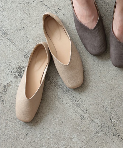 KOBE LETTUCE（コウベレタス）の「Vカットバブーシュ（その他シューズ・レディース・ブラウン系/ホワイト系/ベージュ系/ブラック・LL/M/L/S）」の4枚目の写真