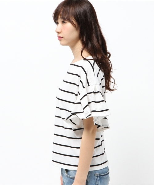 Chico（チコ）の「ラッフル袖TOPS（Tシャツ/カットソー・レディース・ホワイト×ブラック/ホワイト・FREE）」の5枚目の写真