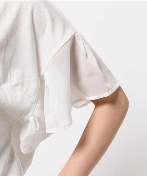 Chico（チコ）の「ラッフル袖TOPS（Tシャツ/カットソー・レディース・ホワイト×ブラック/ホワイト・FREE）」の3枚目の写真