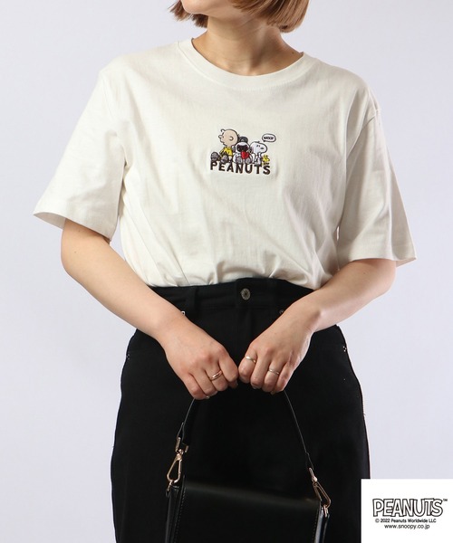 PEANUTS（ピーナッツ）の「PEANUTS スヌーピー ワンポイント半袖Tシャツ（Tシャツ/カットソー・メンズ・ホワイト系その他/グリーン/オフホワイト/ホワイト/レモンイエロー/グレイッシュブルー/ピンク/ネイビー/チャコール/チャコールグレー・L/LL/M/S）」の14枚目の写真