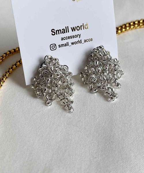 CERCA(チェルカ)の「small world/《Rain mini》ビーズボリュームピアス ミニタイプ(ピアス(両耳用)・レディース・シルバー/ベージュ/ブラック・FREE)」の3枚目の写真