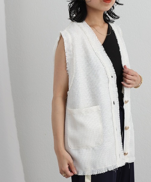 COLONY 2139（コロニートゥーワンスリーナイン）の「カップ付リブワンショル（タンクトップ・レディース・ホワイト/チャコールグレー/ブラック/イエロー/グリーン・FREE）」の10枚目の写真