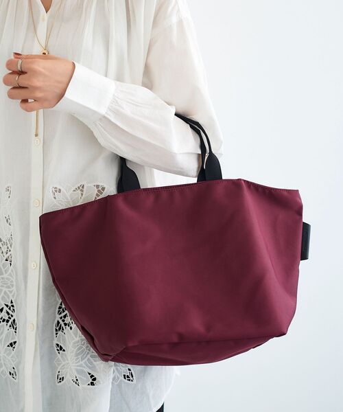 le.coeur blanc（ルクールブラン）の「ナイロントートバッグ（トートバッグ・レディース・ネイビー/ブラウン/ボルドー・FREE）」の15枚目の写真