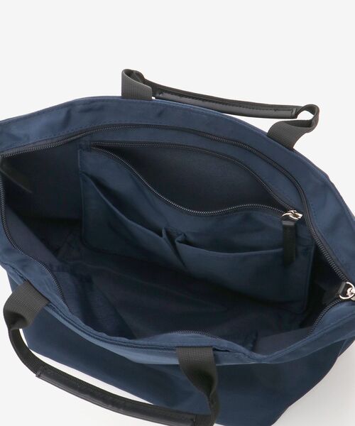 le.coeur blanc（ルクールブラン）の「ナイロントートバッグ（トートバッグ・レディース・ネイビー/ブラウン/ボルドー・FREE）」の6枚目の写真