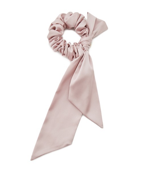 SNIDEL HOME（スナイデルホーム）の「イニシャルチャームリボンシュシュ（シュシュ・レディース・その他/A/E/H/K/M/R/S/Y・FREE）」の4枚目の写真