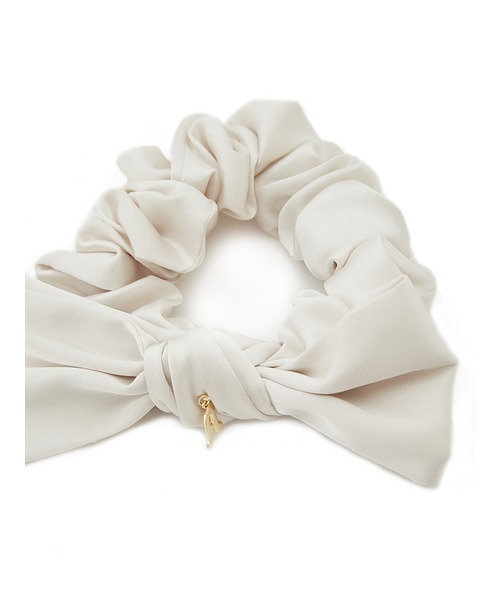 SNIDEL HOME（スナイデルホーム）の「イニシャルチャームリボンシュシュ（シュシュ・レディース・その他/A/E/H/K/M/R/S/Y・FREE）」の14枚目の写真