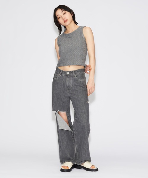 FOREVER 21(フォーエバー トゥエンティーワン)の「パイルジャガードカップ付きアメスリタンク(タンクトップ・レディース・グレー系その他7/ブラウン系その他4/イエロー系その他2/ピンク系その他5/ホワイト・SMALL/MEDIUM)」の11枚目の写真