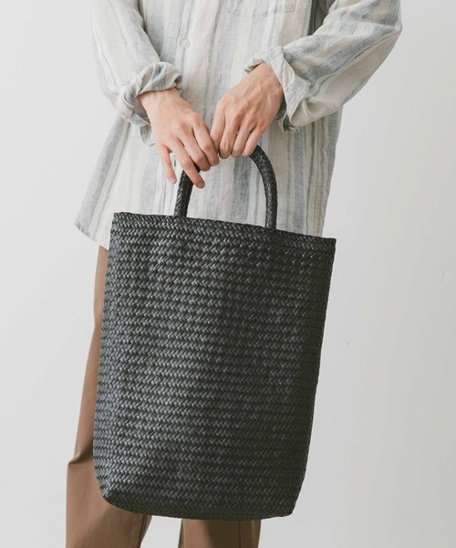 URBAN RESEARCH DOORS（アーバンリサーチドアーズ）の「シーグラス スクエアバッグ（トートバッグ・メンズ・ブラック/ブラウン・-）」の3枚目の写真