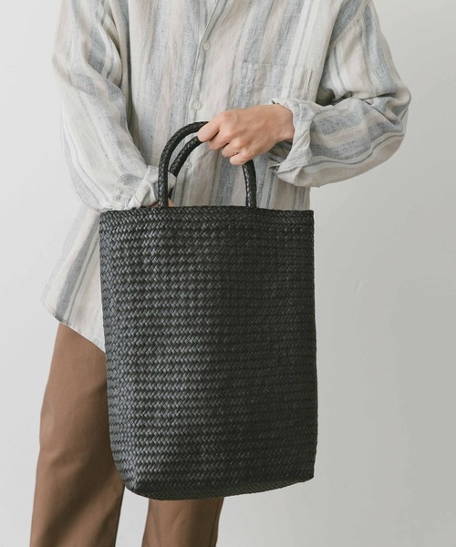 URBAN RESEARCH DOORS（アーバンリサーチドアーズ）の「シーグラス スクエアバッグ（トートバッグ・メンズ・ブラック/ブラウン・-）」の5枚目の写真