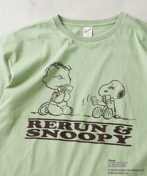 PEANUTS（ピーナッツ）の「【PEANUTS × SPORTS WEAR by relume】別注 プリントTシャツ（Tシャツ/カットソー・メンズ・ブラック系その他/アイボリー/モスグリーン/バーガンディー・MEDIUM/LARGE/X-LARGE）」の4枚目の写真
