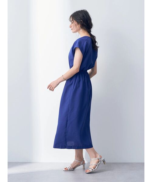 ベルト付きワンピース