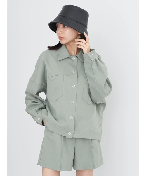 earth music&ecology（アースミュージックアンドエコロジー）の「ショート丈カバーオール（カバーオール・レディース・モカ/カーキ・FREE）」の3枚目の写真