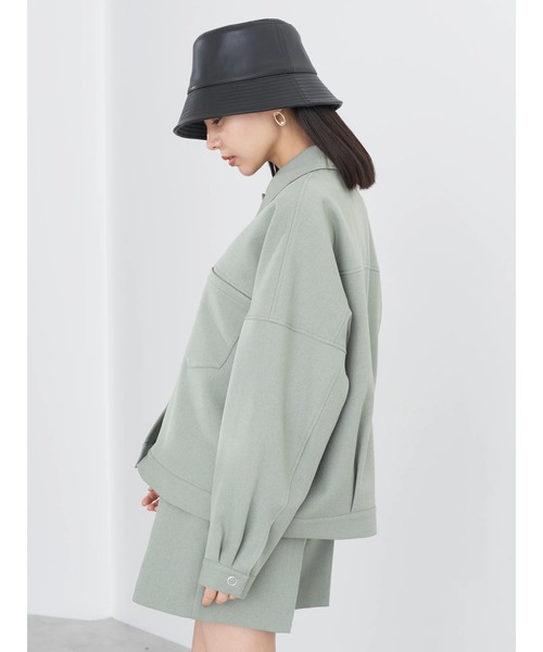 earth music&ecology（アースミュージックアンドエコロジー）の「ショート丈カバーオール（カバーオール・レディース・モカ/カーキ・FREE）」の4枚目の写真