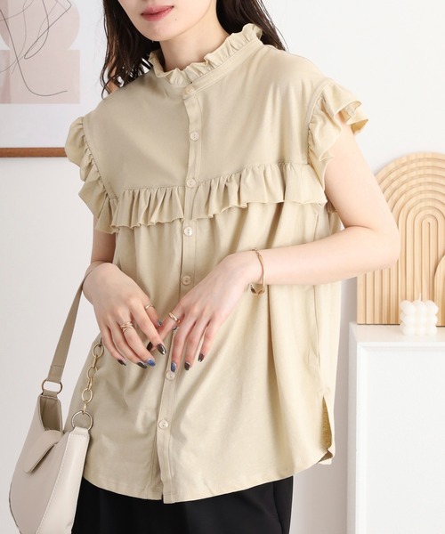 atONE(アットワン)の「atONE 前後2WAYフリルブラウス風カットソー(Tシャツ/カットソー・レディース・ブラック/テラコッタ/ベージュ/ホワイト/カーキ・4L~5L/M-L/LL~3L)」の4枚目の写真