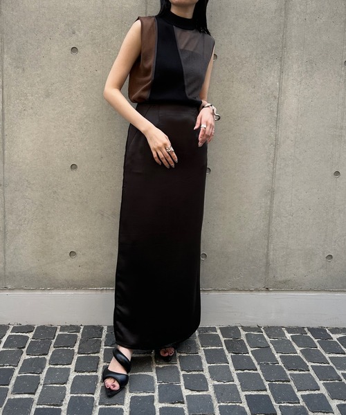 &g'aime（アンジェム）の「【&g’aime】配色シアーノースリーブニットトップス（ニット/セーター・レディース・ブラック/チャコールグレー/グレイッシュベージュ・FREE）」の8枚目の写真