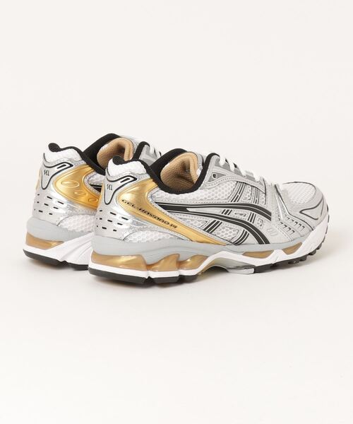 ASICS(アシックス)の「GEL-KAYANO 14 / ゲルカヤノ 14(スニーカー・レディース・ホワイト×ゴールド・29/25.5/27.5/24.5/26/23/25/27/23.5/28/28.5/24/26.5)」の2枚目の写真