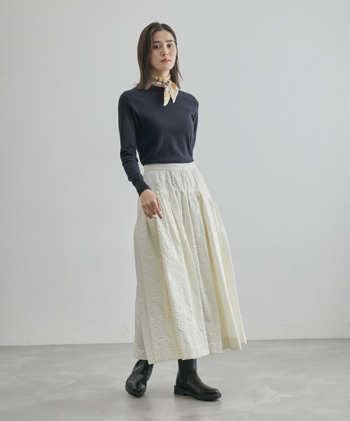 ROPE'（ロペ）の「【イタリア製】ソフトコットンクルーネックニットソー（ニット/セーター・レディース・ブラック/ネイビー/キナリ・FREE）」の4枚目の写真