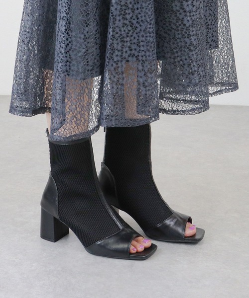 LOVEHUNTER（ラブハンター）の「スタイルアップ メッシュブーツサンダル（サンダル・レディース・ブラック/アイボリー・LL/L/M/S）」の5枚目の写真